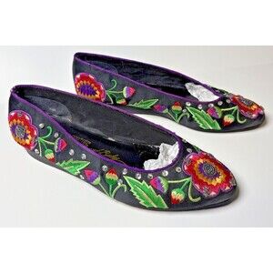 Frankie & Baby Size 6.5 M Beverly Feldman Embroidered Velvet Flats Shoes Floral